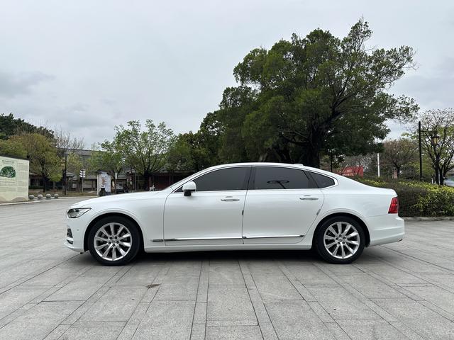 Volvo Volvo S90
