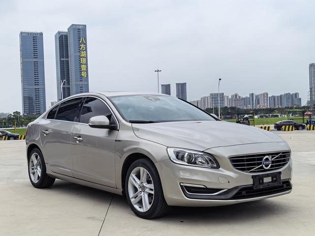 Volvo Volvo S60
