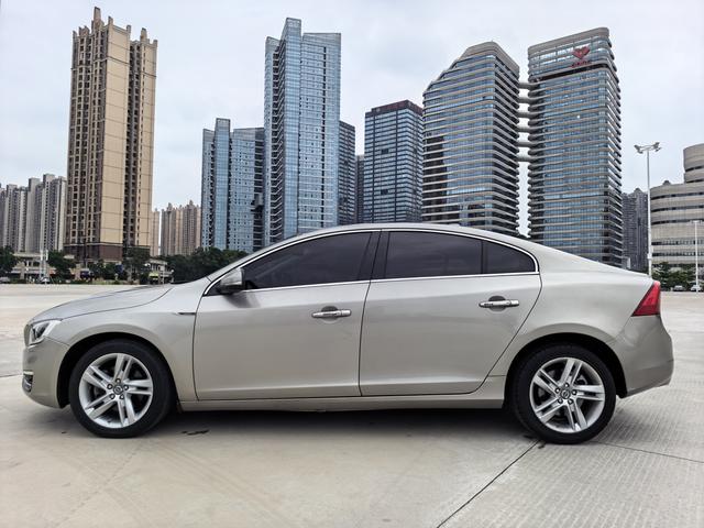 Volvo Volvo S60