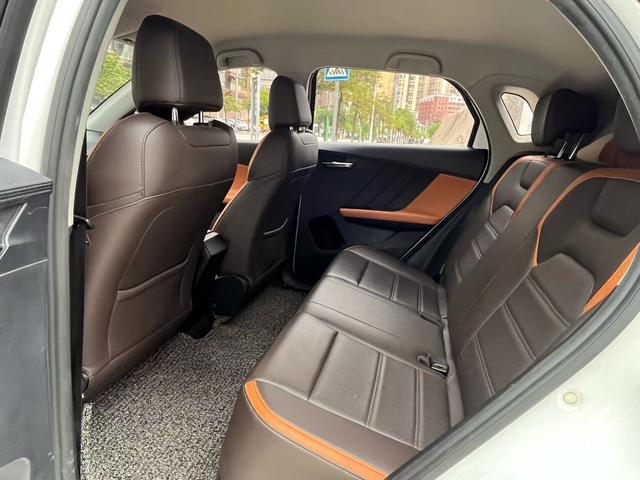 BYD BYD e2