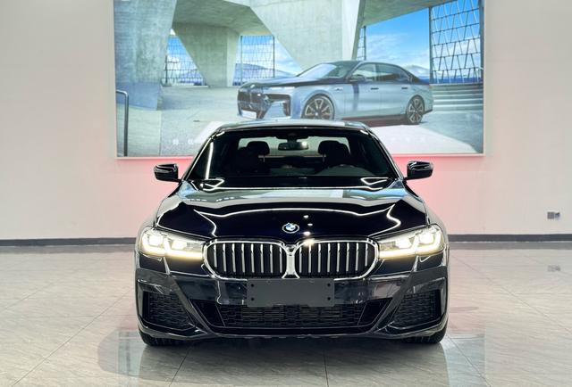 BMW BMW 5-Series