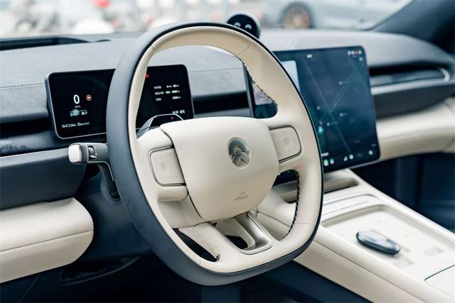 NIO NIO EC6
