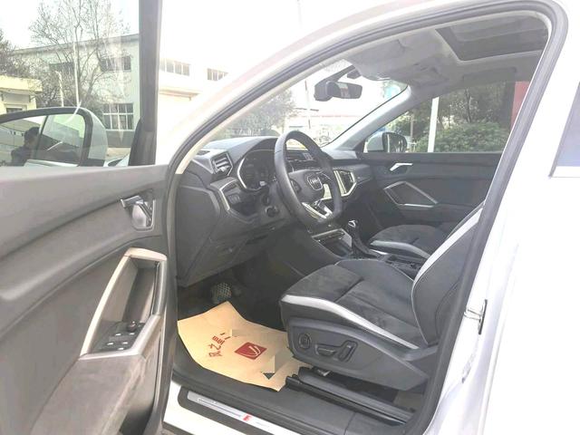 Audi Audi Q3
