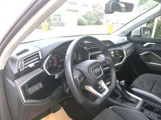 Audi Audi Q3