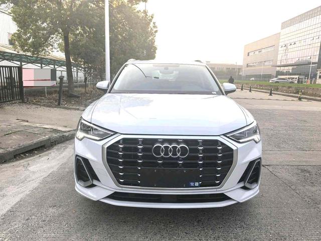 Audi Audi Q3