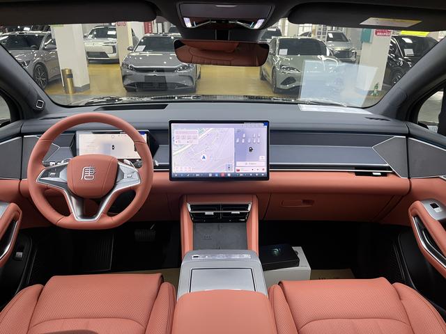 BYD Tang L DM