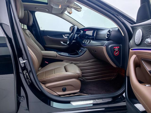 Mercedes-Benz Mercedes-Benz E-Class