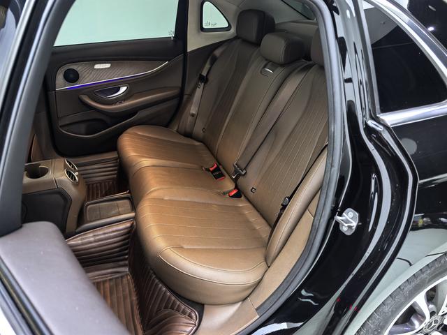 Mercedes-Benz Mercedes-Benz E-Class