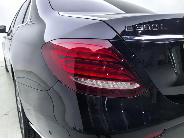 Mercedes-Benz Mercedes-Benz E-Class