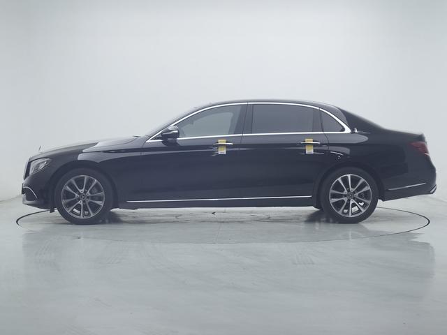 Mercedes-Benz Mercedes-Benz E-Class