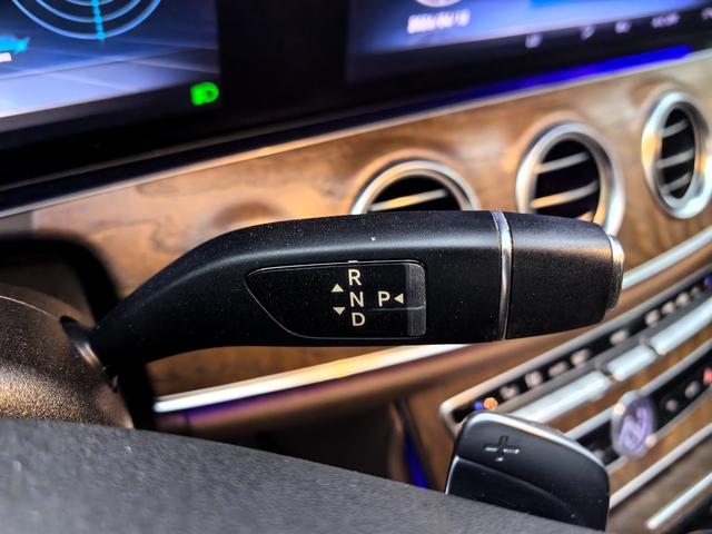 Mercedes-Benz Mercedes-Benz E-Class