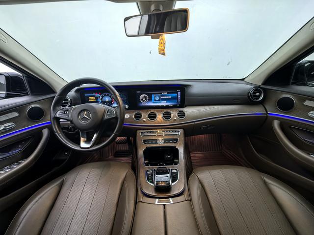 Mercedes-Benz Mercedes-Benz E-Class
