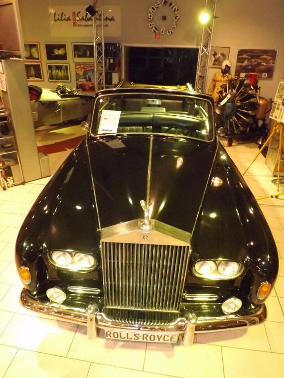 Rolls-Royce Phantom