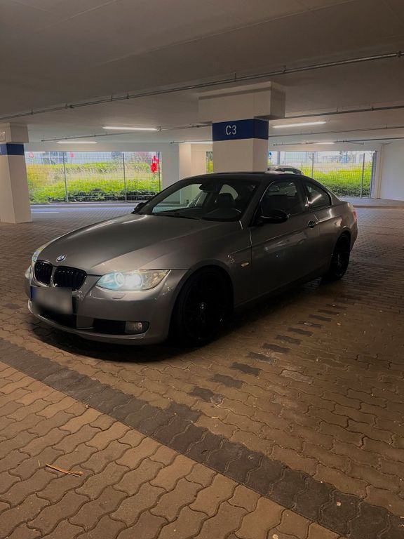BMW 325