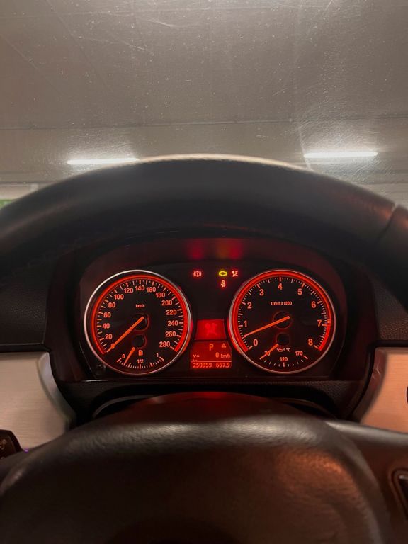 BMW 325