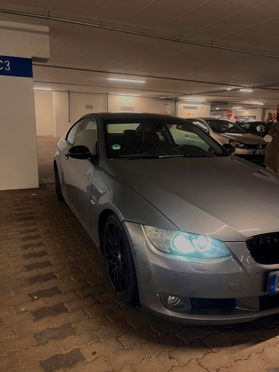 BMW 325