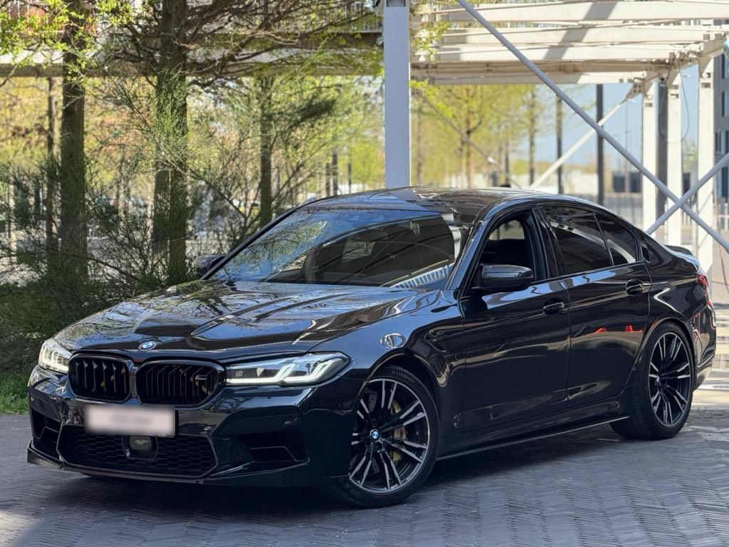 BMW M5
