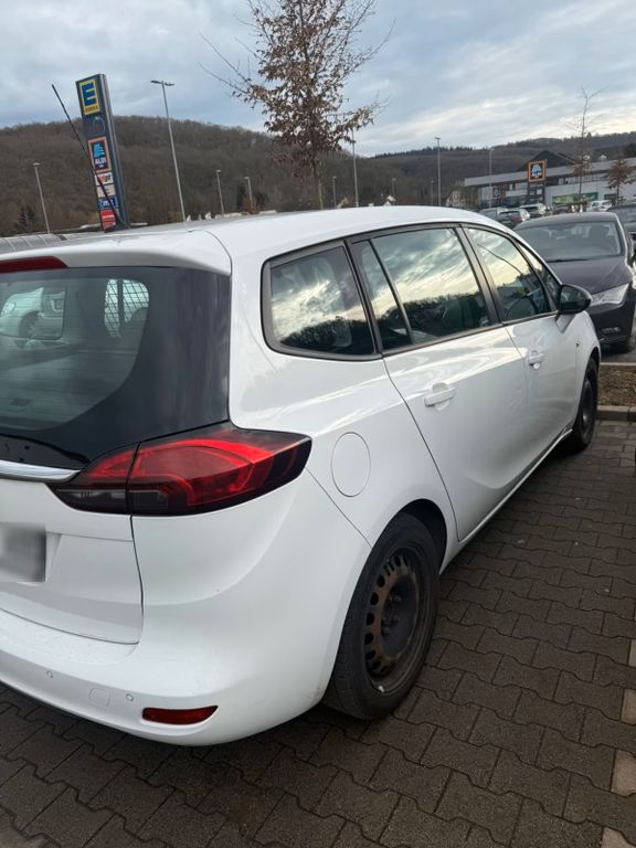 Opel Zafira Tourer