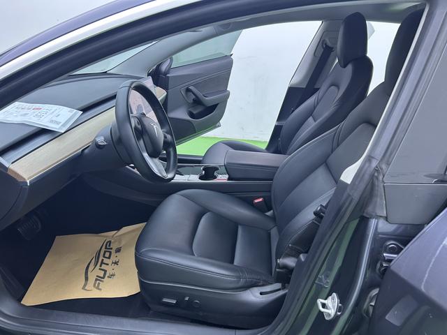 Tesla Model 3 (Import)