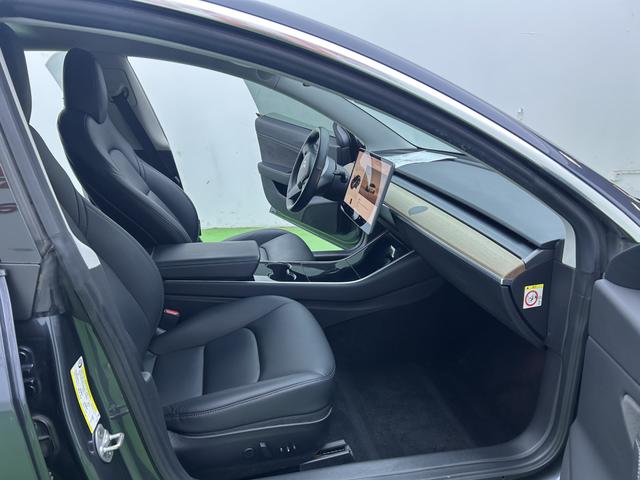 Tesla Model 3 (Import)