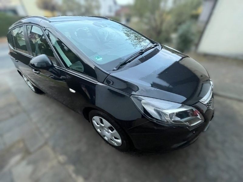 Opel Zafira Tourer
