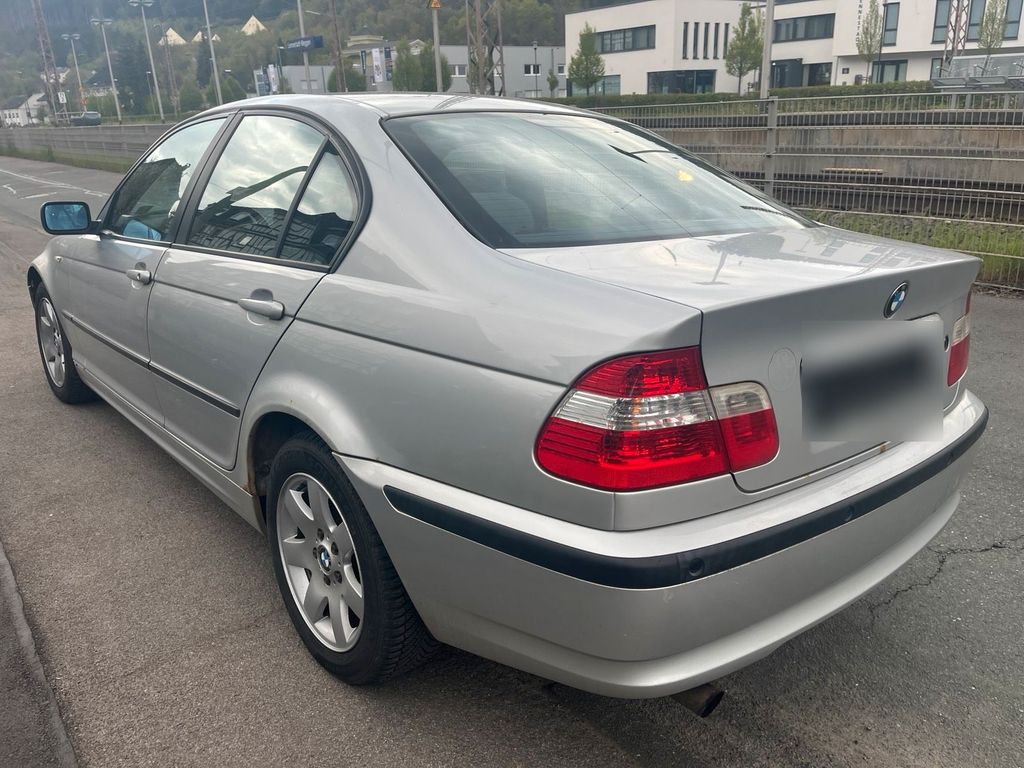 BMW 318