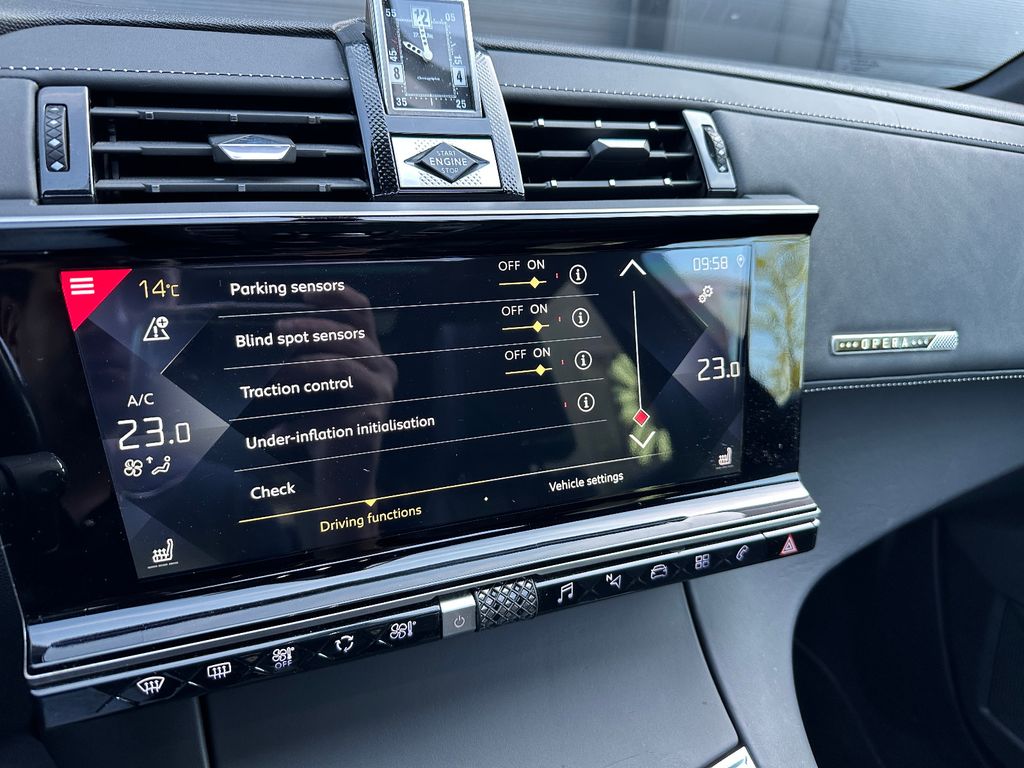 DS Automobiles DS7 (Crossback)