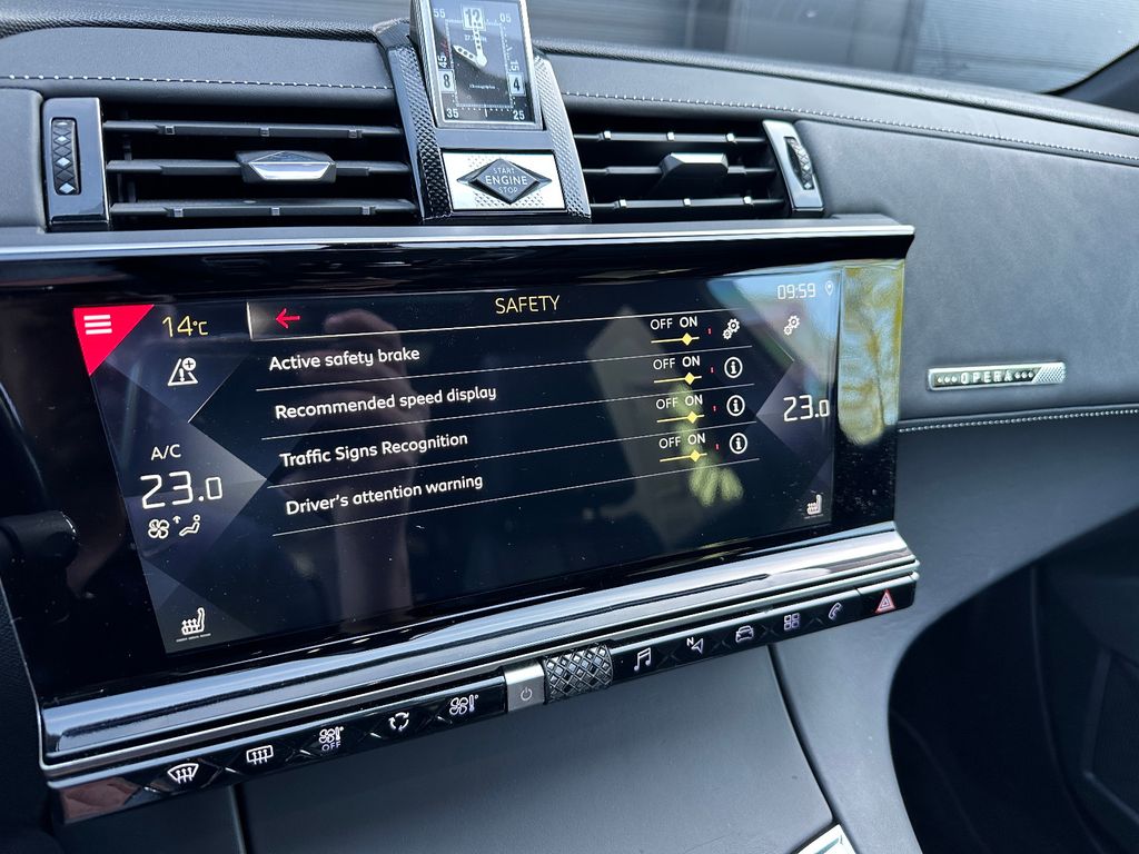 DS Automobiles DS7 (Crossback)