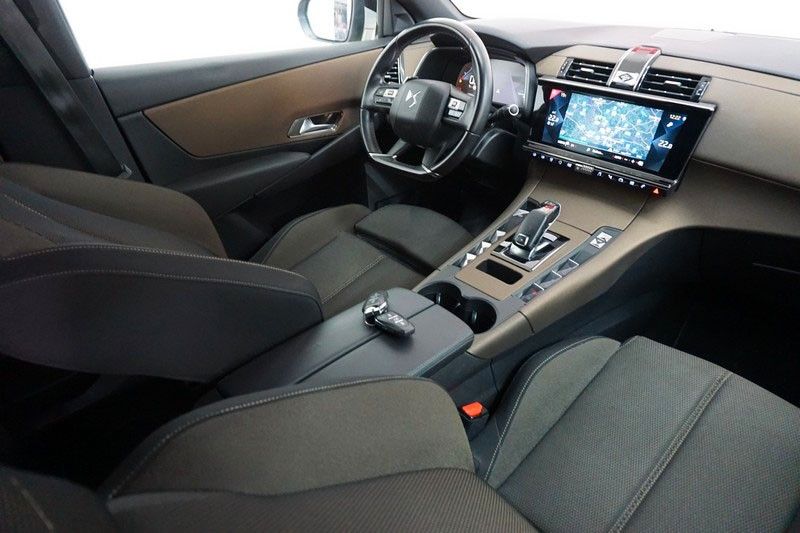 DS Automobiles DS7 (Crossback)