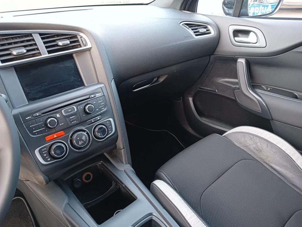 DS Automobiles DS4