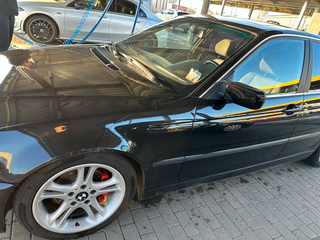 BMW 325