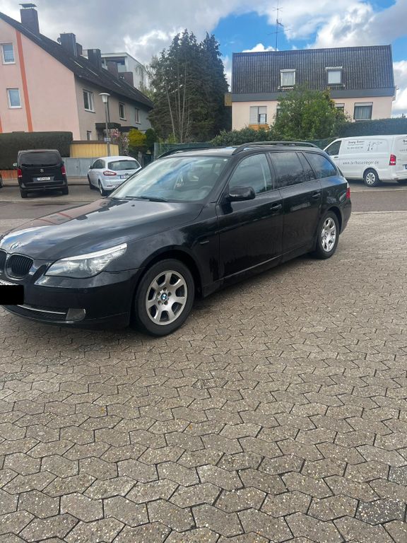 BMW 523