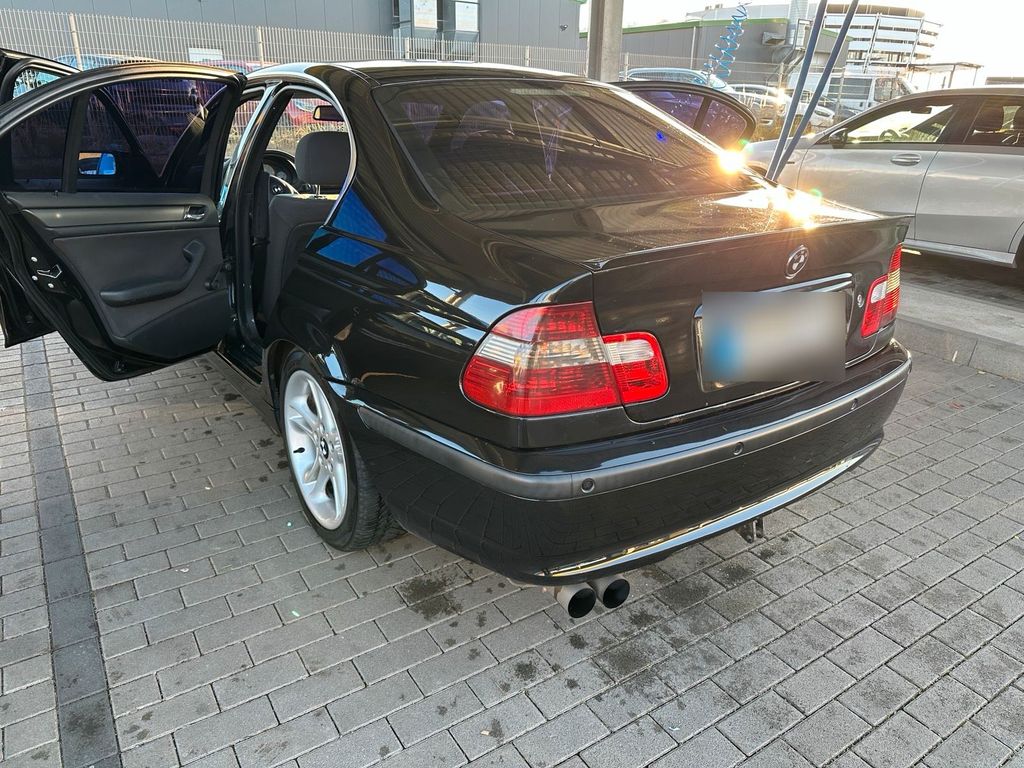 BMW 325
