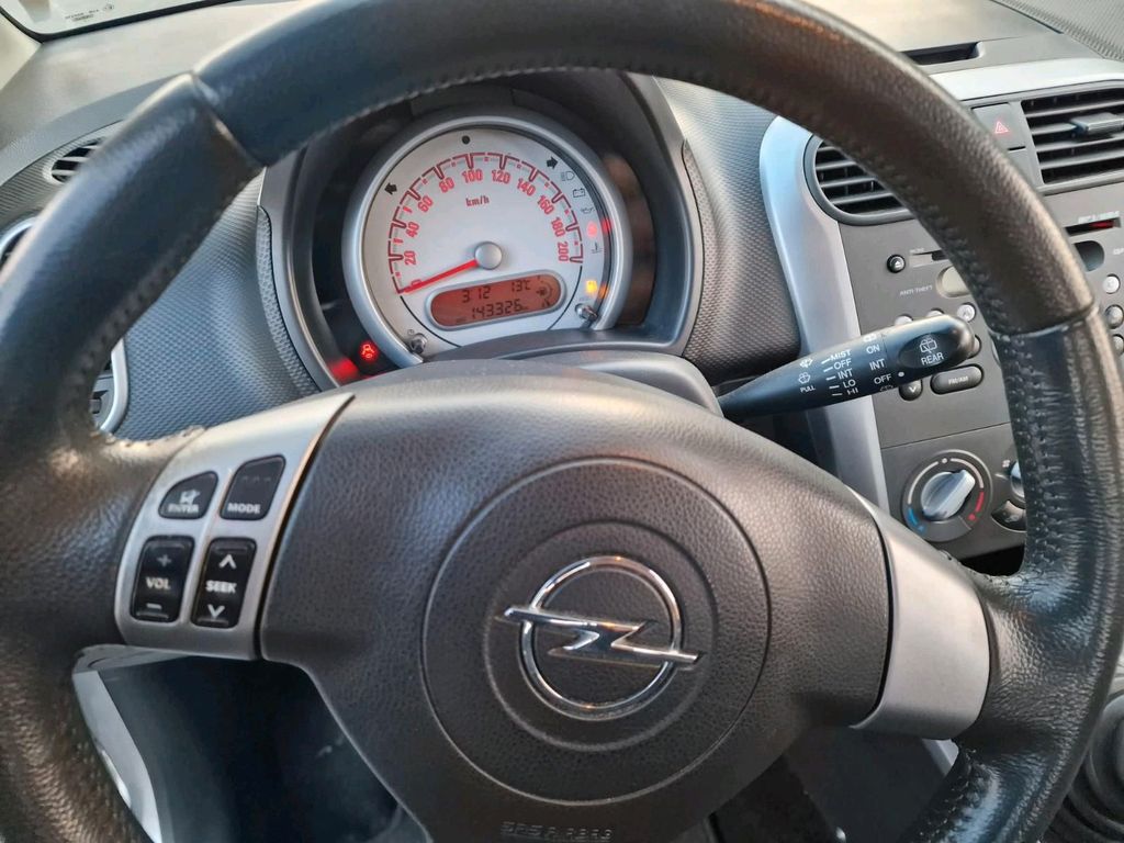 Opel Agila