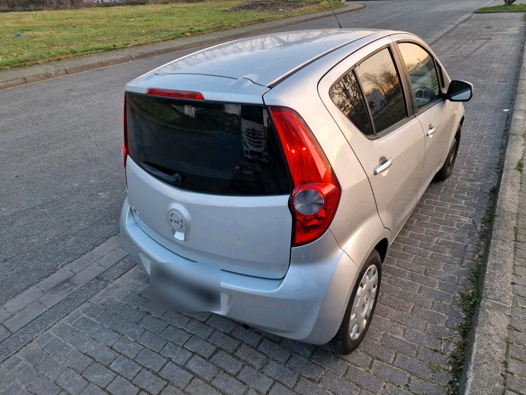 Opel Agila