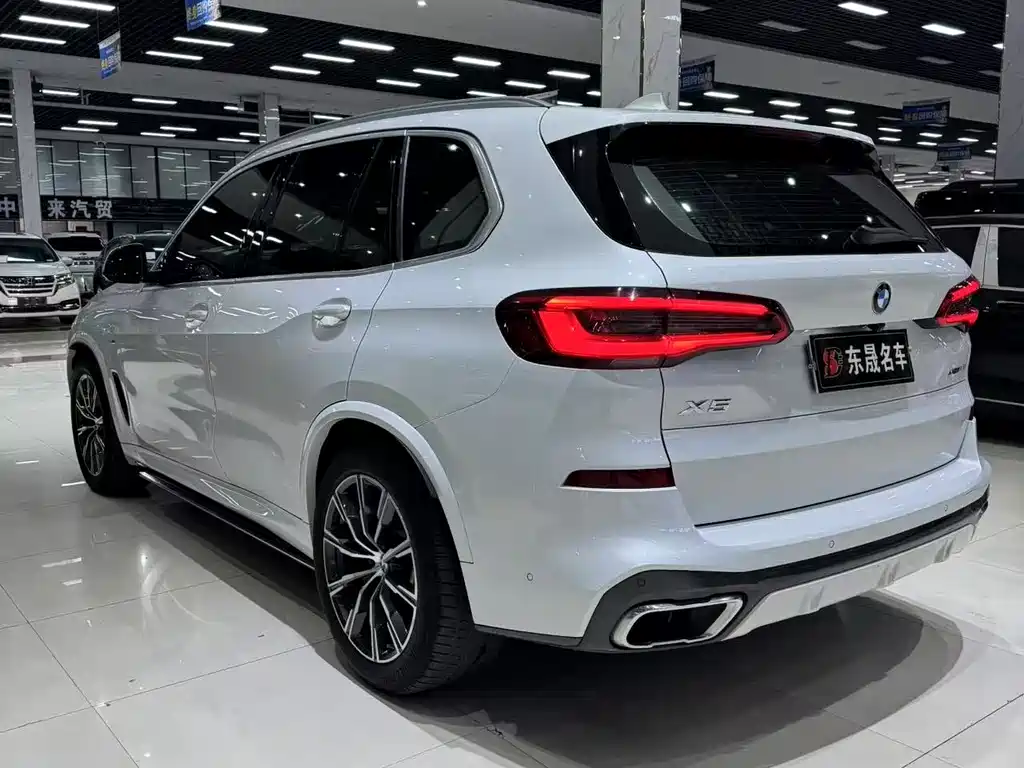 BMW X5 (Import)