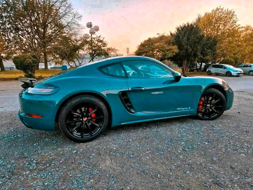 Porsche Cayman
