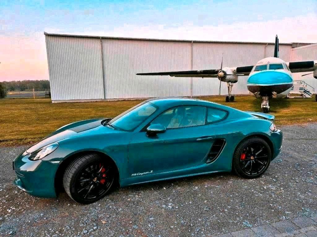 Porsche Cayman
