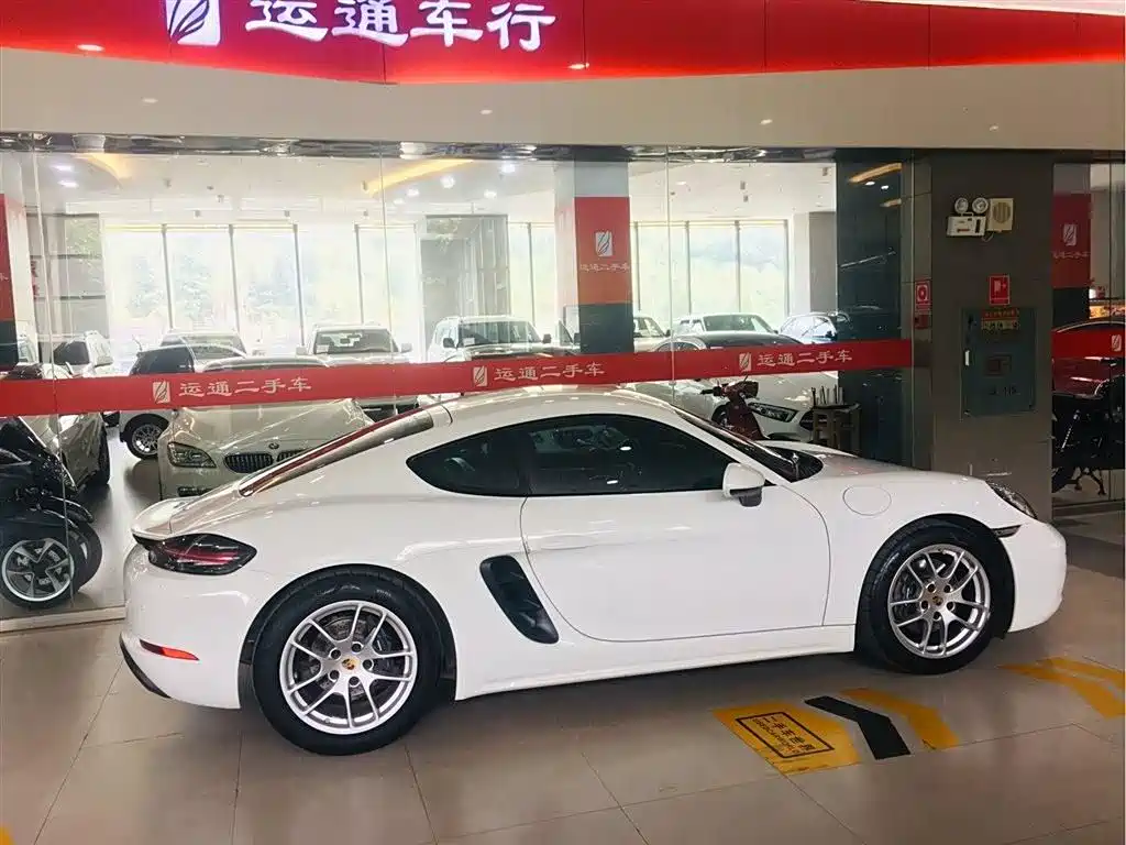 Porsche 718