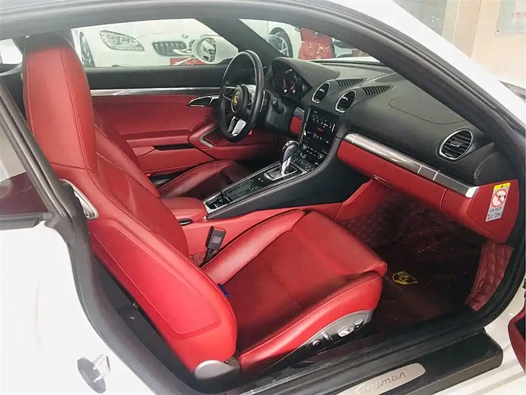 Porsche 718