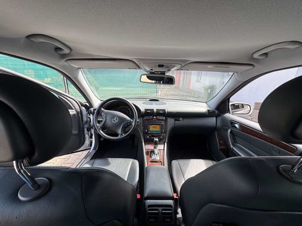 Mercedes-Benz C 200