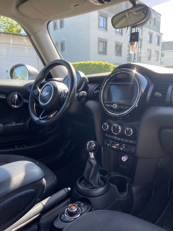 MINI ONE