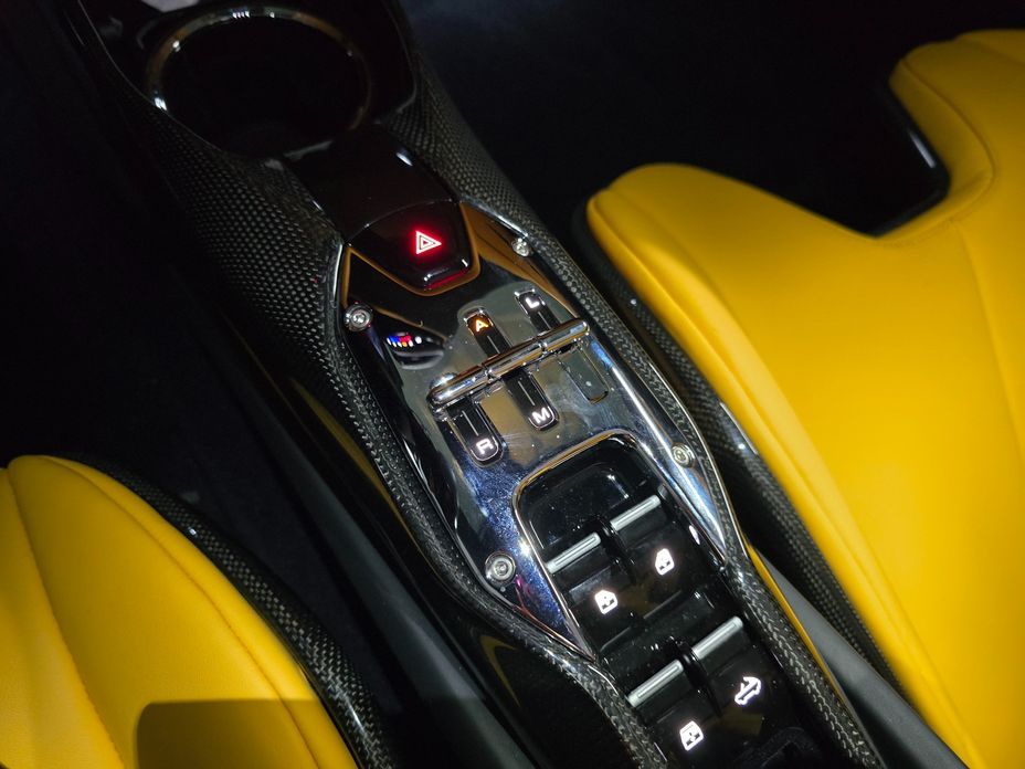 Ferrari 296