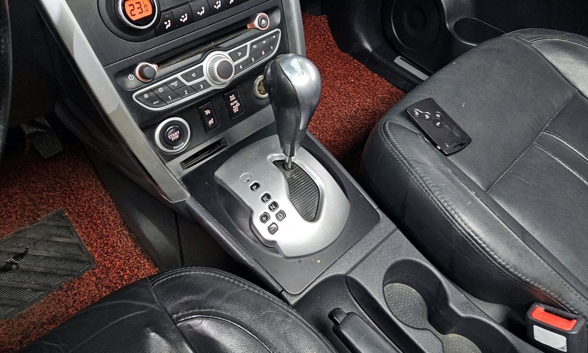 Renault QM5