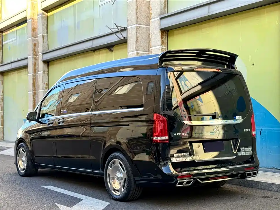 Mercedes-Benz V-Class