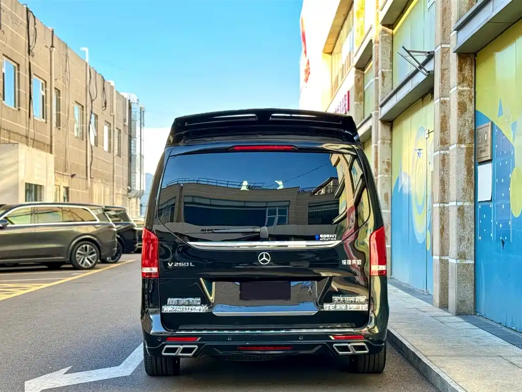 Mercedes-Benz V-Class