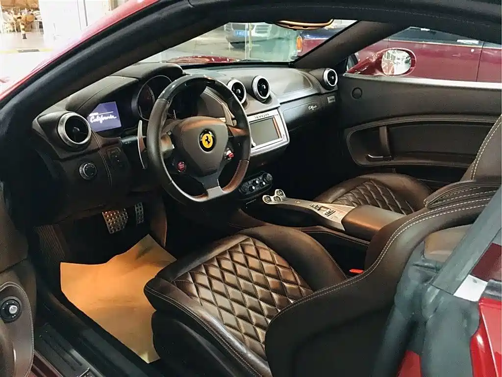Ferrari California T