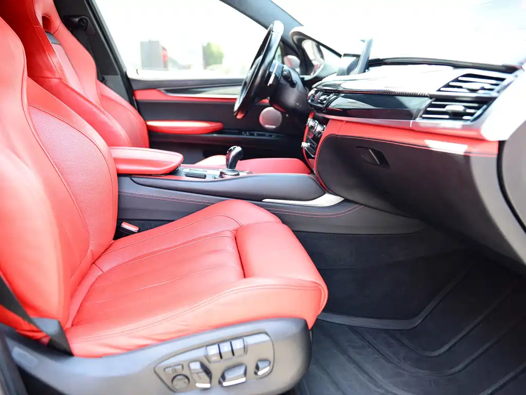 BMW X6 M