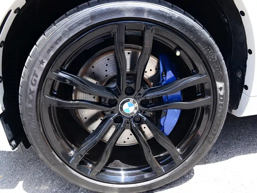 BMW X6 M