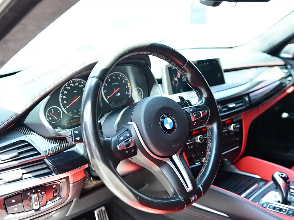 BMW X6 M